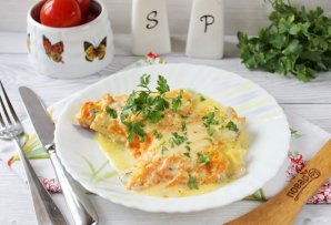 Морской окунь с горчицей в духовке