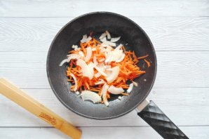 Морской окунь с горчицей в духовке