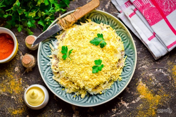 Новогодняя ностальгия! 7 блюд, которые не покидают новогодний стол с советских времен Новогодняя ностальгия! 7 блюд, которые не покидают новогодний стол с советских времен