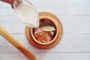 Окунь в горшочке в духовке