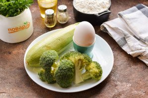 Оладьи из брокколи и кабачков Оладьи из брокколи и кабачков