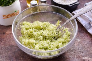 Оладьи из брокколи и кабачков Оладьи из брокколи и кабачков