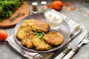 Оладьи из брокколи и кабачков Оладьи из брокколи и кабачков