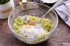 Оладьи из брокколи и кабачков Оладьи из брокколи и кабачков