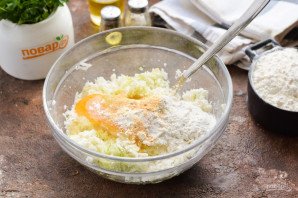 Оладьи из цветной капусты и кабачков