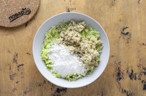 Оладьи из кабачков и киноа