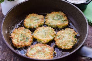 Оладьи из кабачков и шпината