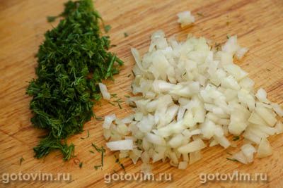 Оливье с перепелками и перепелиными яйцами