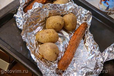 Оливье с перепелками и перепелиными яйцами