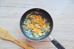 Паштет из фасоли с баклажанами