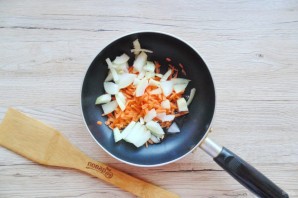 Паштет из фасоли с баклажанами