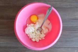 Пирожки с яблоками в мультиварке