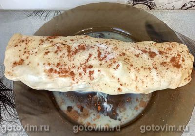 Рулет из слоеного теста с яблоками и грецкими орехами Рулет из слоеного теста с яблоками и грецкими орехами