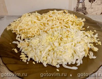 Салат с кальмарами и крабовыми палочками Салат с кальмарами и крабовыми палочками