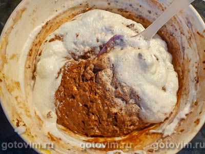 Шоколадный кекс с миндалем и кремом ганаш Шоколадный кекс с миндалем и кремом ганаш