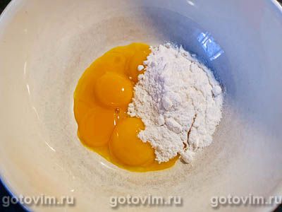 Шоколадный кекс с миндалем и кремом ганаш Шоколадный кекс с миндалем и кремом ганаш