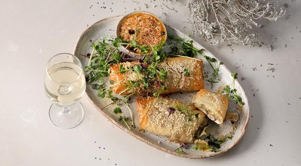 Сибас в гранатовом соусе и хрустящей корочке, пошаговый рецепт с фото Сибас в гранатовом соусе и хрустящей корочке, пошаговый рецепт с фото