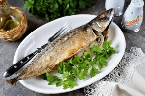 Скумбрия с петрушкой в духовке