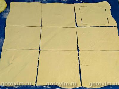 Слойки с яблоками и вареньем Слойки с яблоками и вареньем