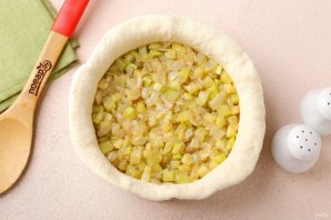 Слоёный пирог с кабачками