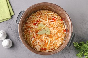 Суп из сельдерея в мультиварке