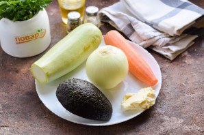 Суп-пюре из кабачков и авокадо