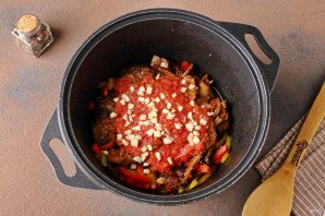 Тушёный кролик с фасолью