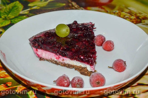 Творожный торт без выпечки с ягодным желе