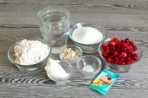 Ватрушки с клюквой