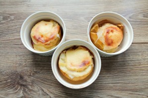 Запеченные яблоки с кремом