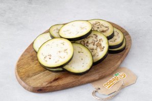 Баклажаны дольками по-грузински Баклажаны дольками по-грузински