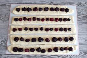 Булочки с ежевикой