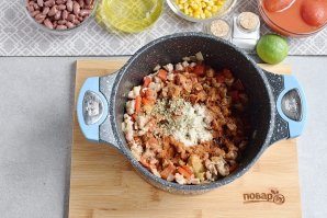 Чили кон карне