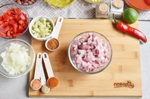 Чили кон карне