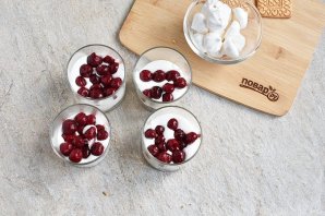 Десерт слоями в стакане