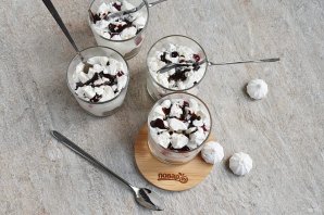 Десерт слоями в стакане