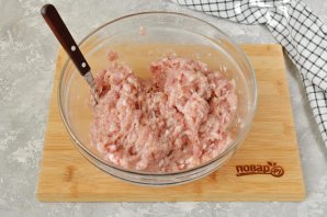 Домашняя колбаса из курицы