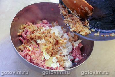 «Фальшивый заяц» - мясной рулет в беконе и с вареными яйцами 