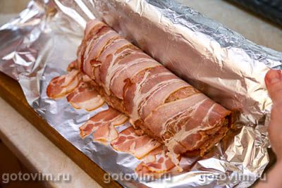 «Фальшивый заяц» - мясной рулет в беконе и с вареными яйцами 