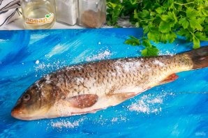 Карп на решетке в духовке