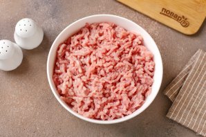 Котлеты из кролика с кабачком