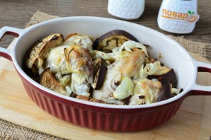 Крылышки с баклажанами в духовке