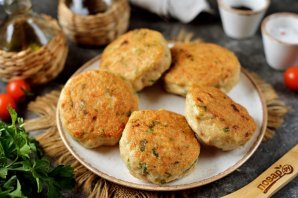 Куриные котлеты с помидорами и рукколой Куриные котлеты с помидорами и рукколой