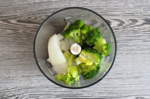 Куриные маффины с брокколи