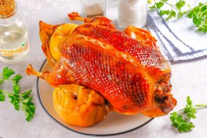 Мулард с яблоками в духовке