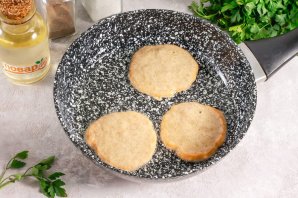 Оладьи из икры карпа