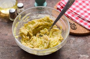 Оладьи из кабачков с цельнозерновой мукой