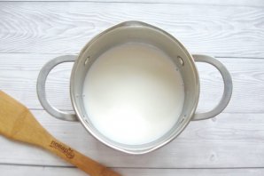 Овсяная каша с карамелизированными яблоками