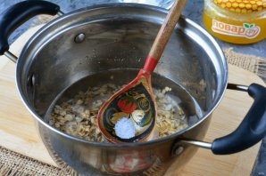 Овсянка с медом на воде