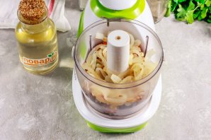 Паштет из сельдерея и грецких орехов